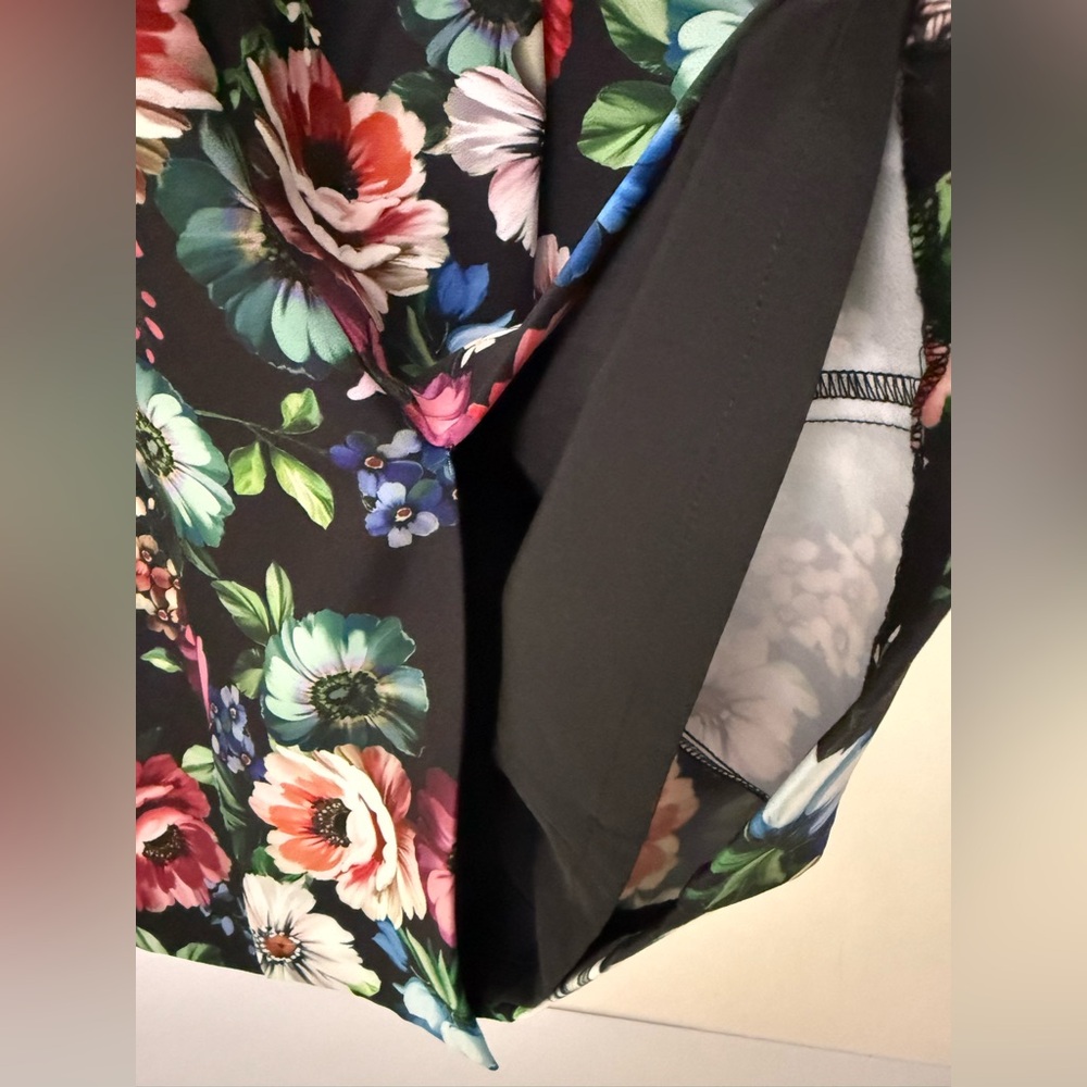Black Halo Dress Lively Mini Black Floral Lined Sz 4 - Picture 10 of 10